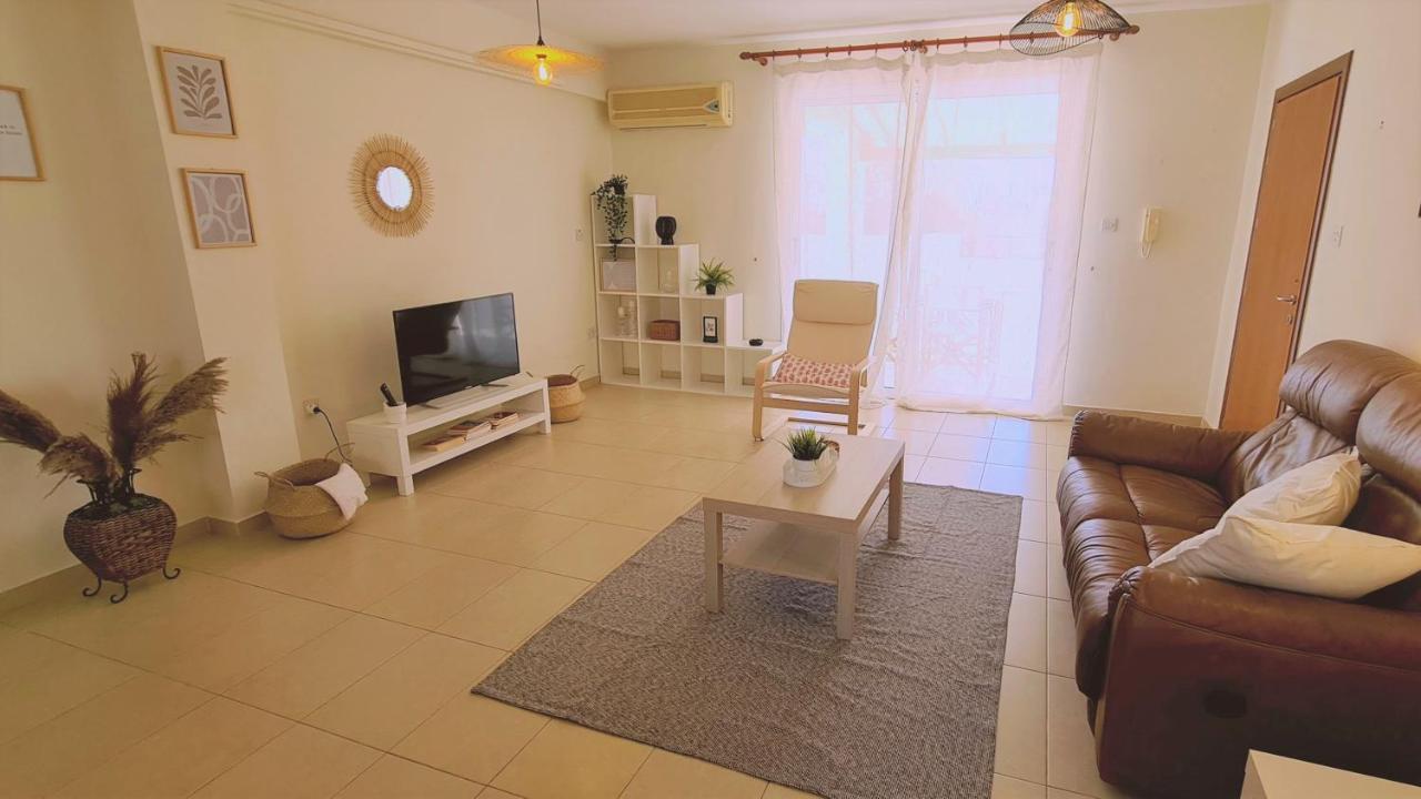 Stay Sunny Palms Apartment Voróklini Kültér fotó